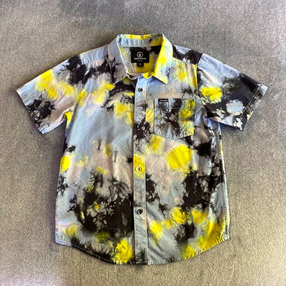 Volcom Button up
